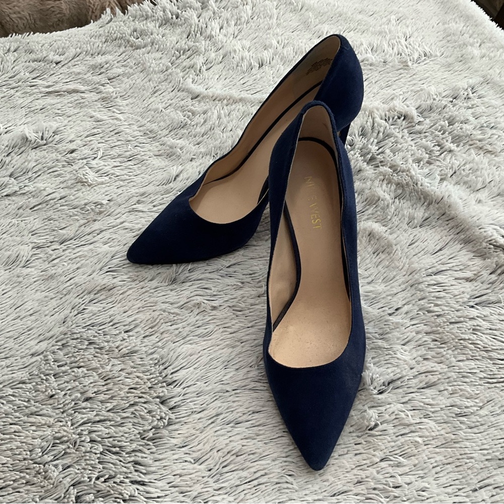 Nine West Blue Heels Sleek Suede Design